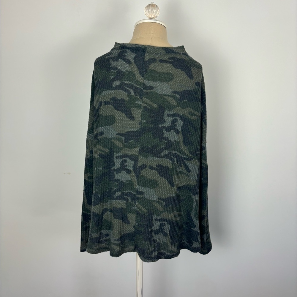 Fantastic Fawn Sweater Camouflage Criss-Cross Pullover S - Picture 2 of 4